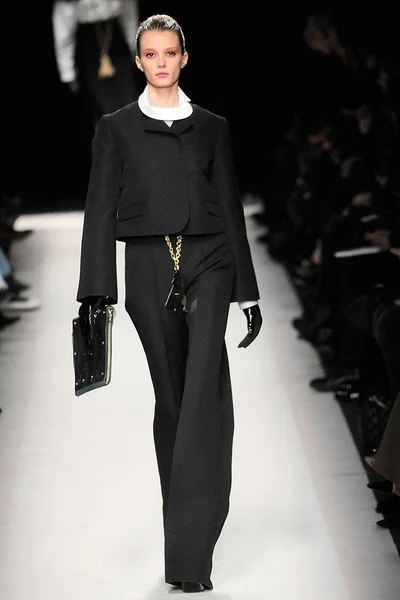Look 5